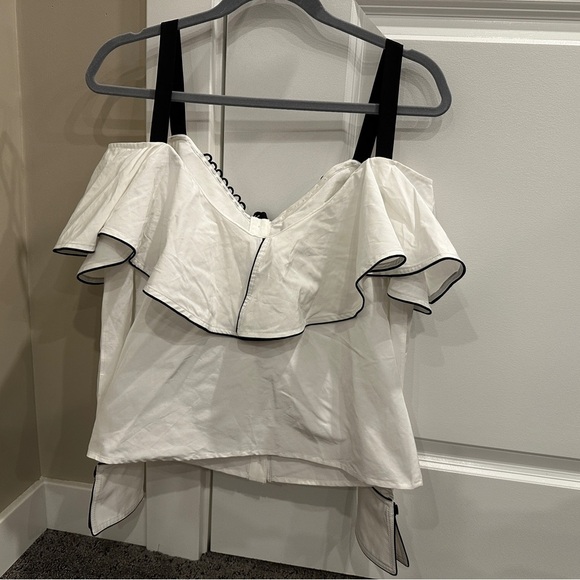 SELF PORTRAIT OFF SHOULDER SPLIT SLEEVE WHITE BUTTON DOWN TOP| size 4 - Picture 3 of 5